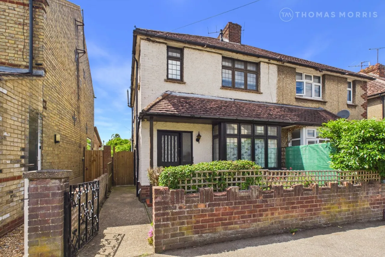 3 bed house for sale, Banks Road, Biggleswade, SG18