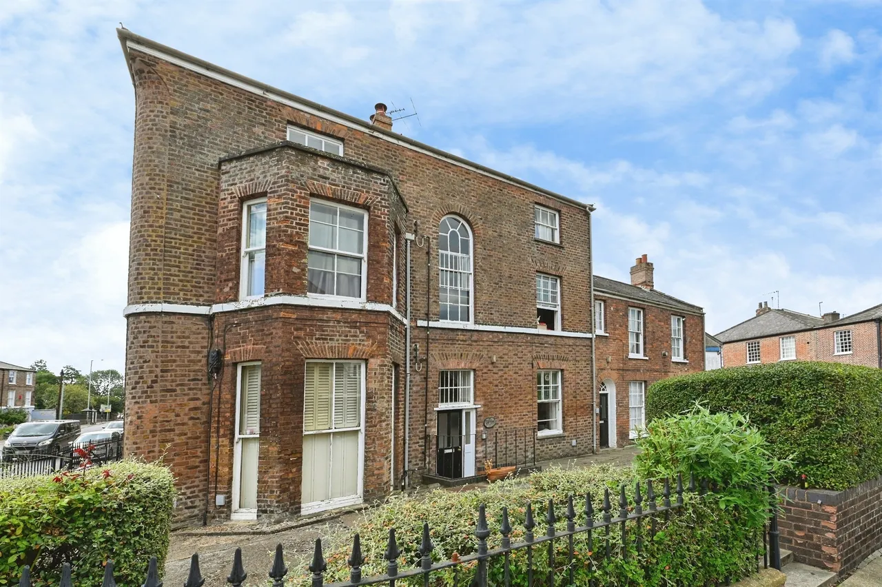 1 bed flat for sale — London Road, King's Lynn