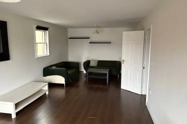 High Road, Wood Green, N22, photo 3