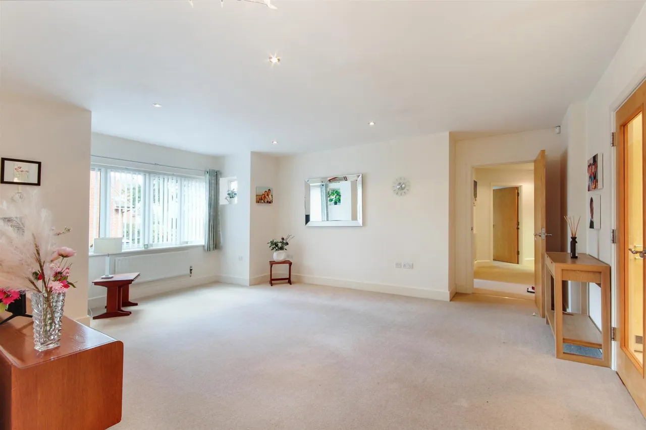 Hildenfields, Tonbridge, photo 2