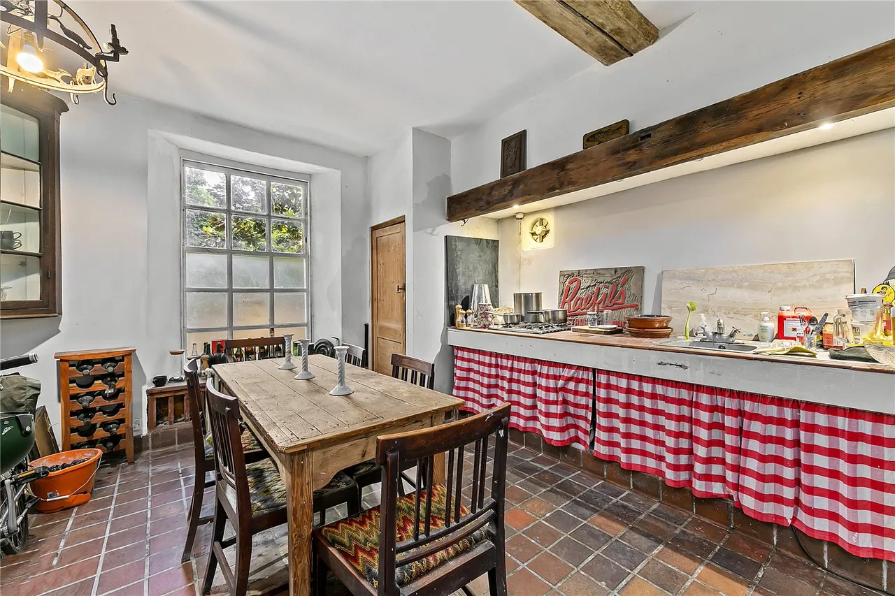West Hall Road, Kew, TW9, photo 16