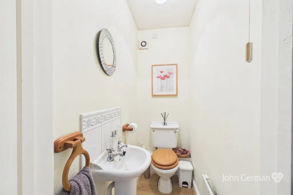Lancaster Drive, Hilton, photo 12