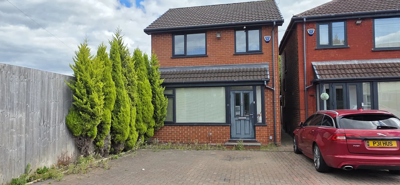 3 bed house to rent — Ramsgate Road SK5
