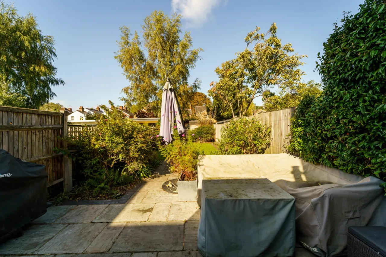 Claremont Road, Staines-upon-Thames, photo 9