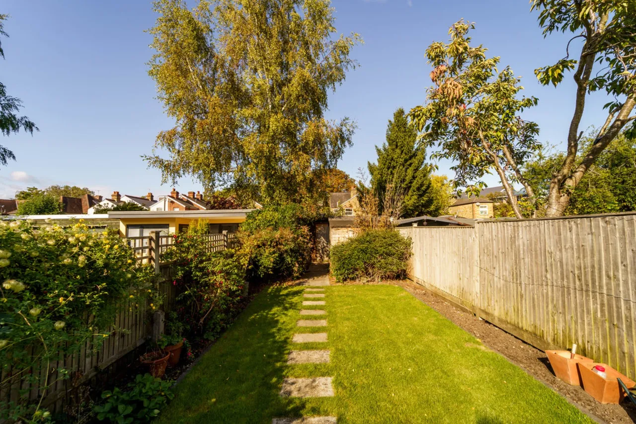 Claremont Road, Staines-upon-Thames, photo 17