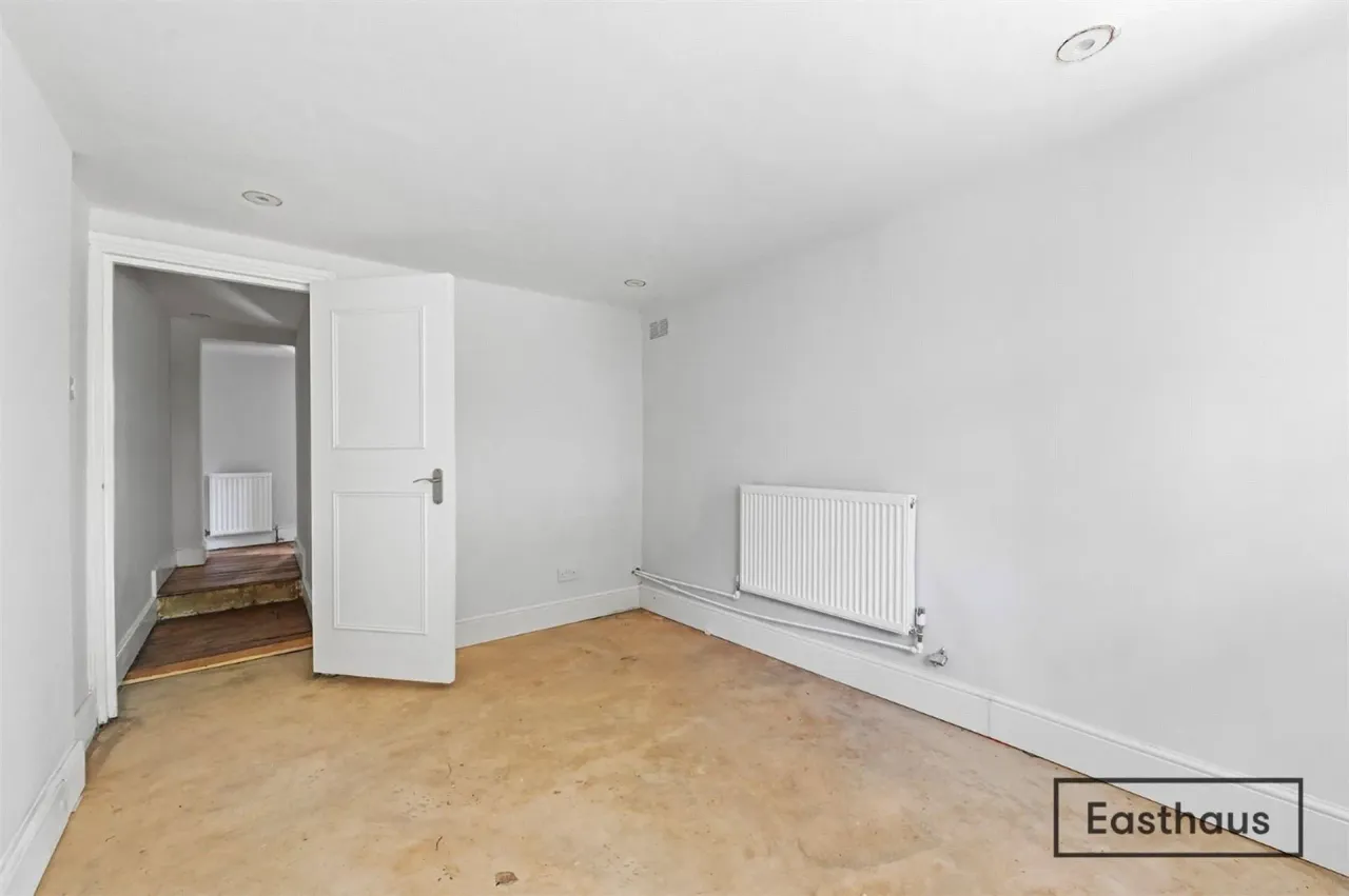 Lorne Road, London, N4, photo 8