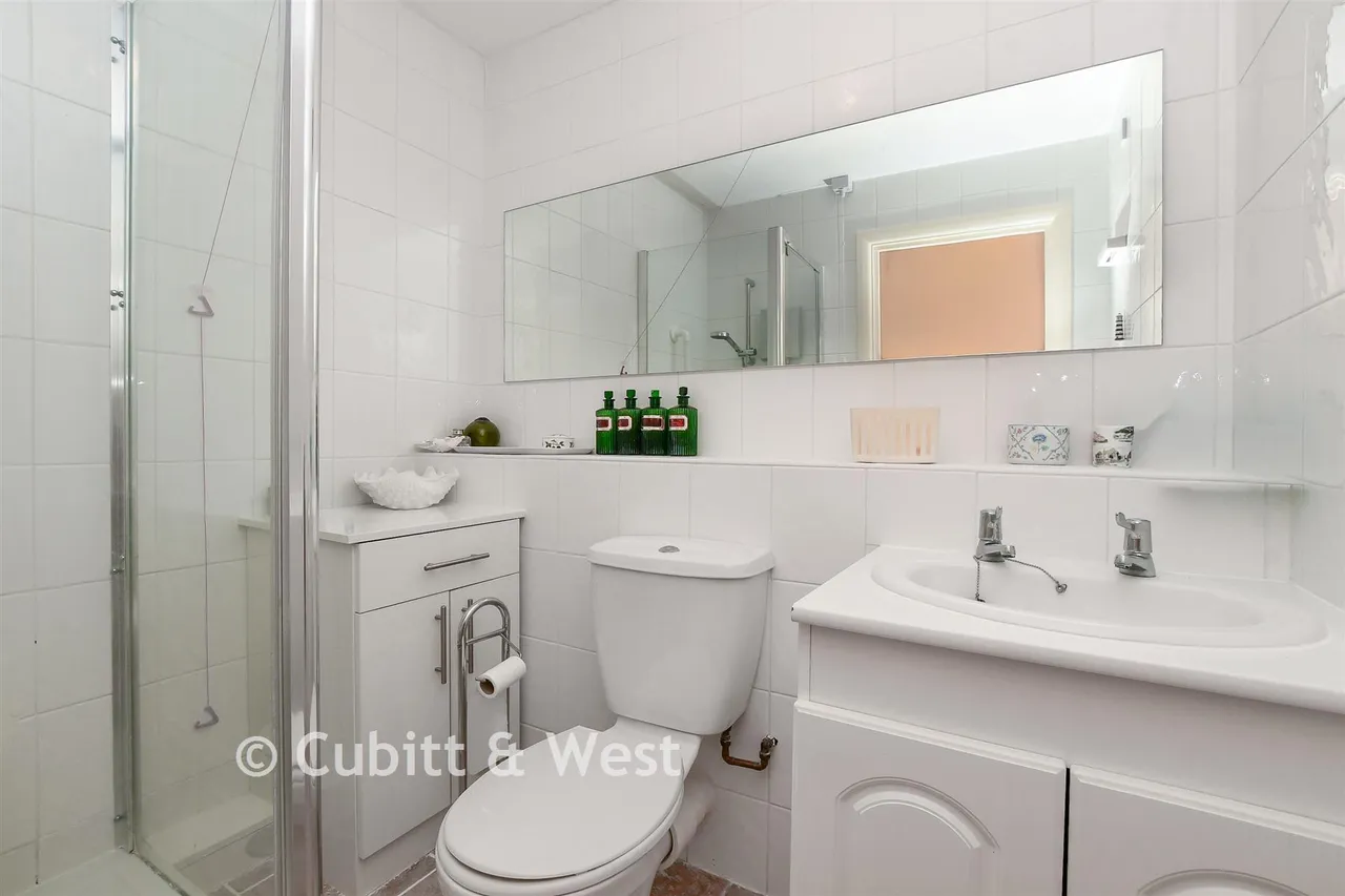 Greenwood Gardens, Caterham, CR3, photo 8
