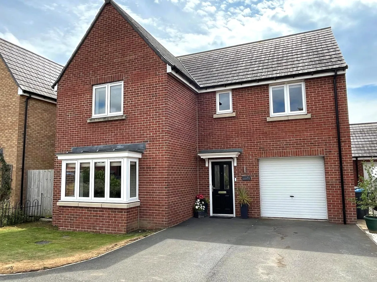 4 bed house for sale — Poppy Drive, Thirsk, North Yorkshire, YO7 3SJ