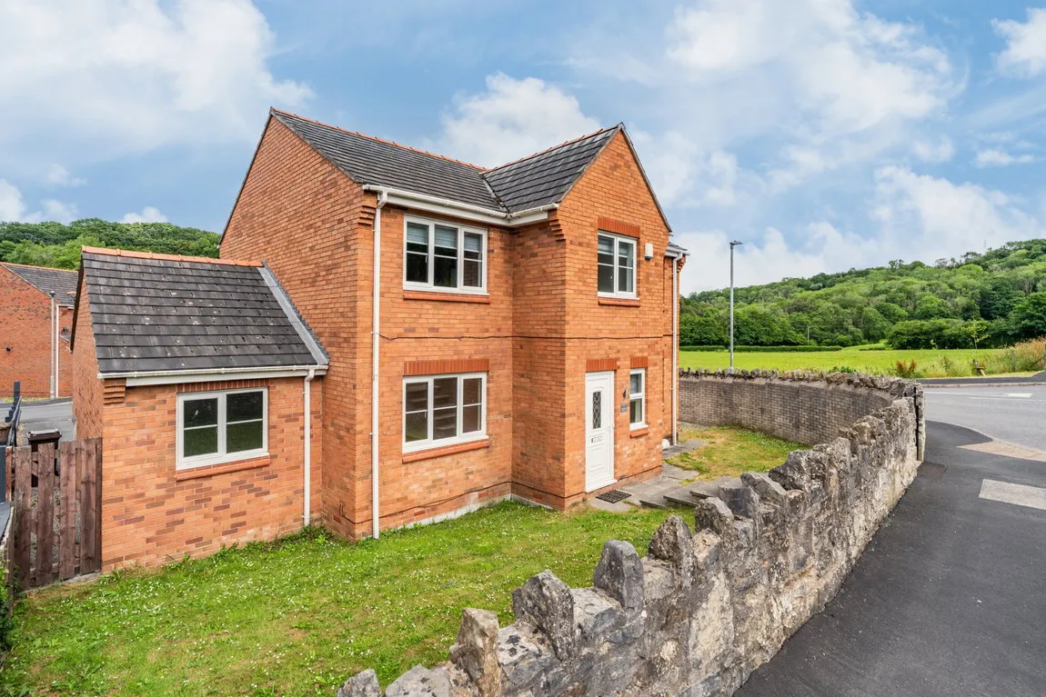 Ffrith, Wrexham, LL11 5LG, photo 19
