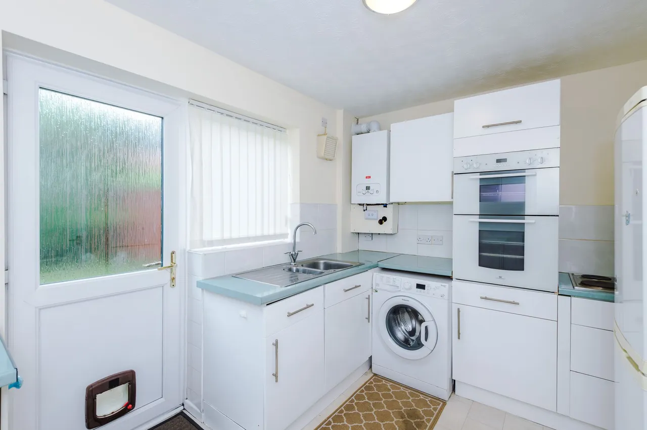 Carders Close, Leigh, Leigh, WN7 4JX, photo 3