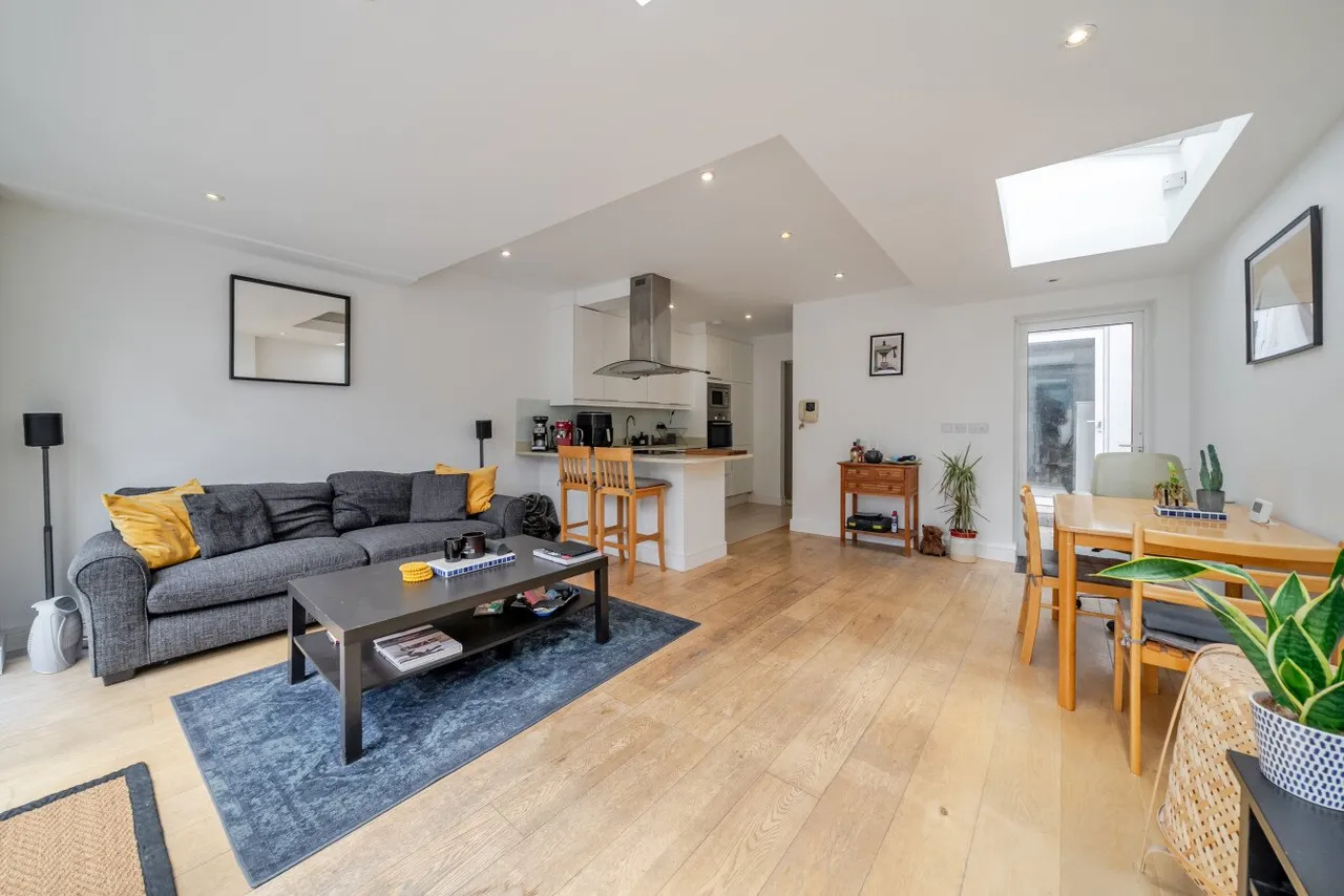 Marmion Road, Battersea, London, SW11, photo 2