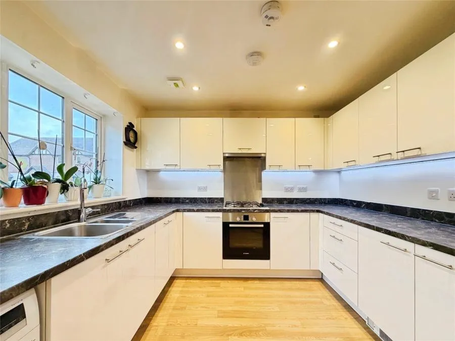 Meer Stones Road, Balsall Common, CV7, photo 2