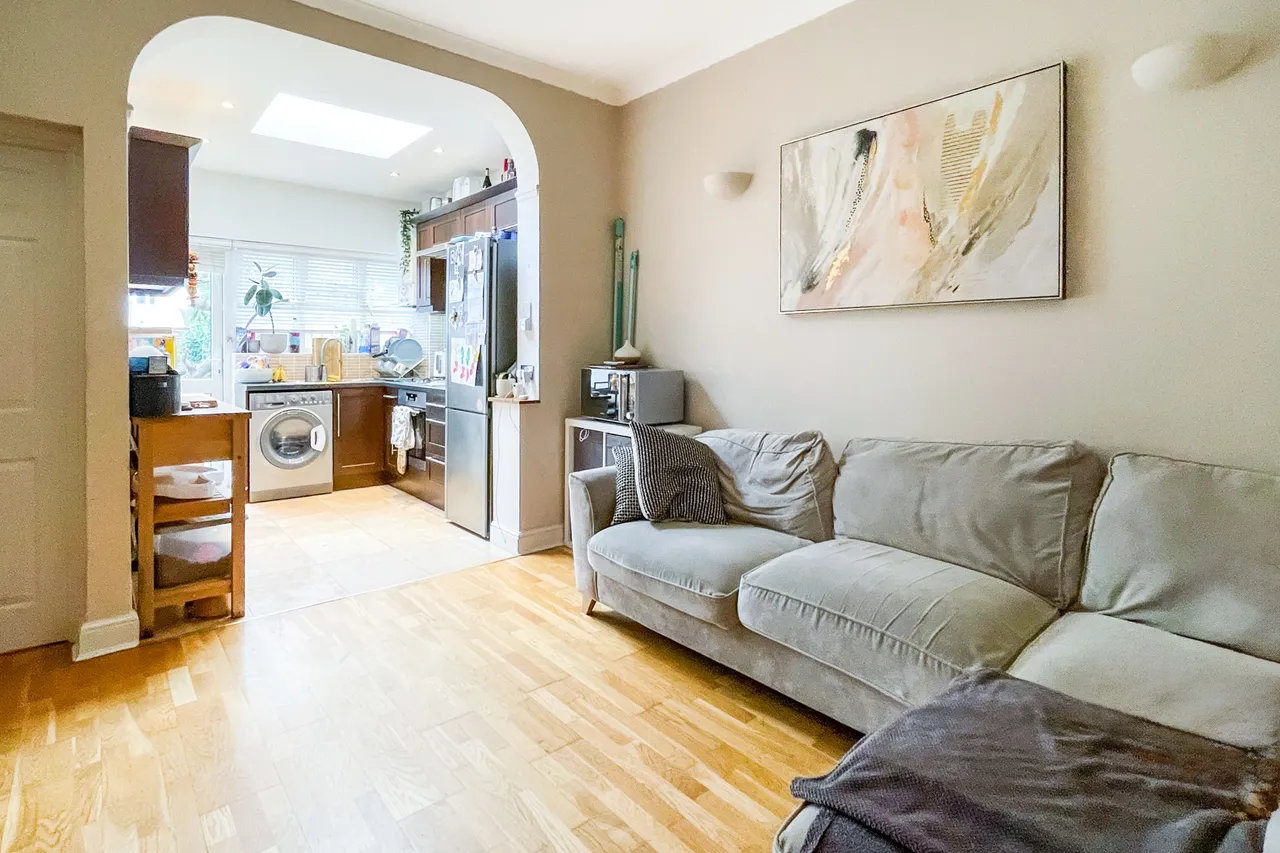 New Malden, KT3, photo 2