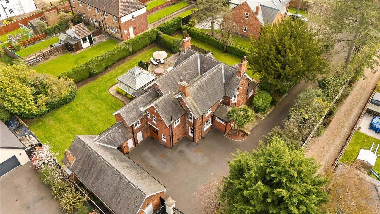 Humberston Avenue, Grimsby, photo 5