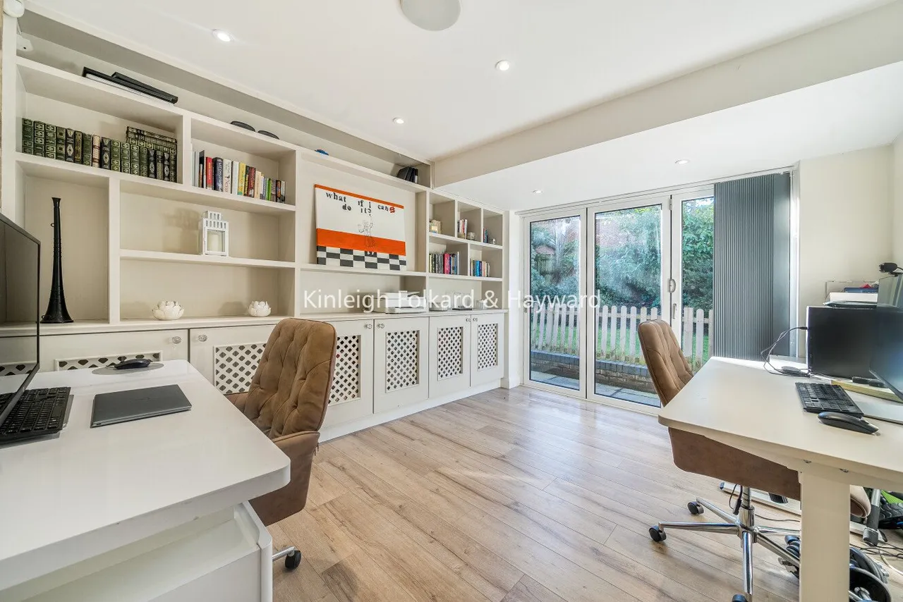 Serviden Drive, Bromley, BR1, photo 4