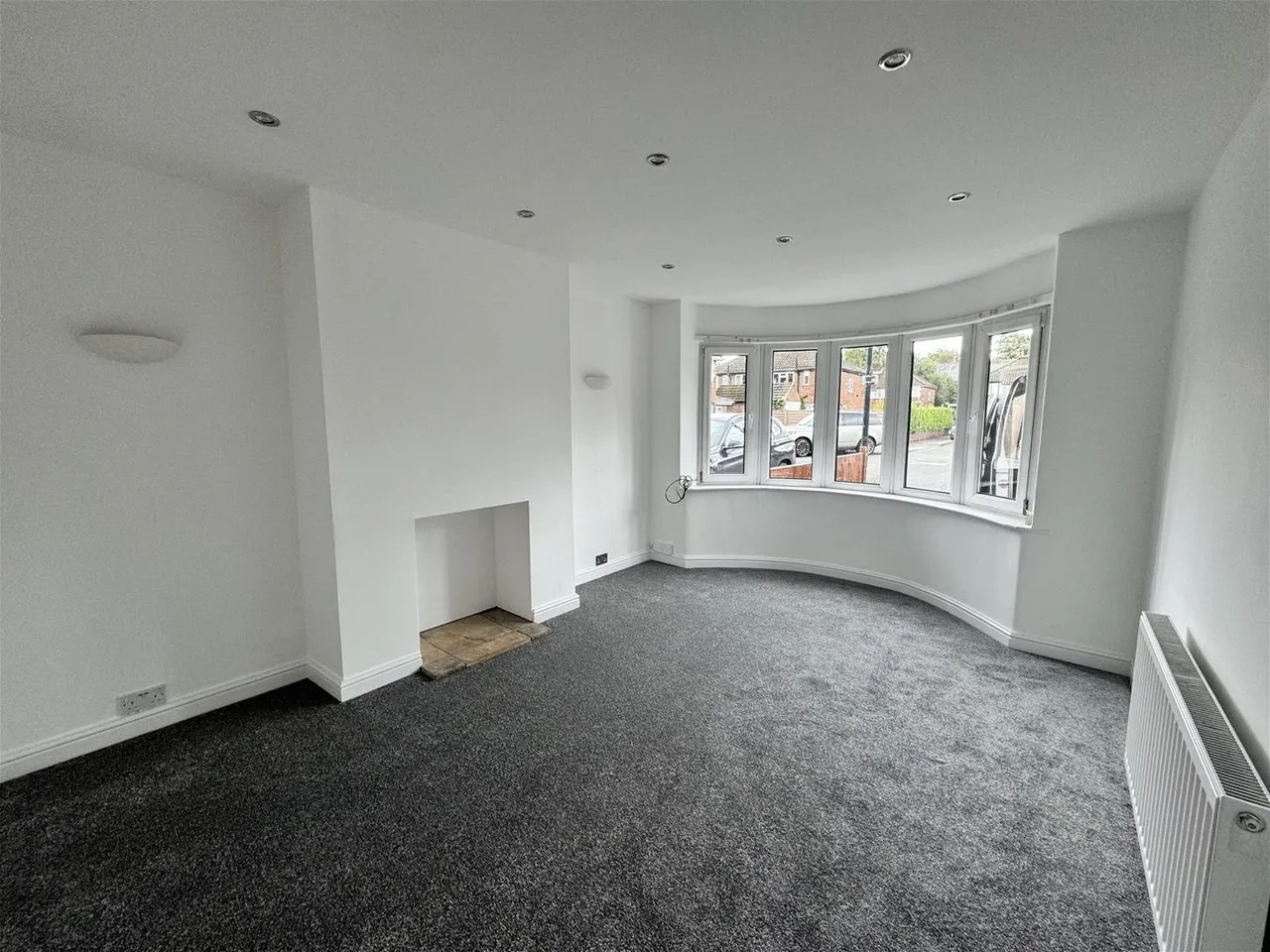 Somerset Road, Altrincham WA14 4HL, photo 2