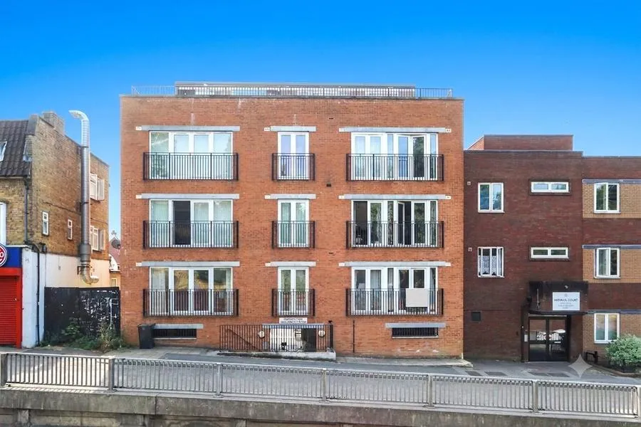 London Road, Camberley, GU15, photo 17