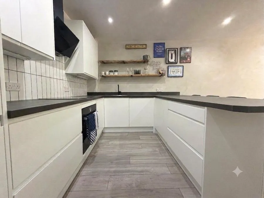 London Road, Camberley, GU15, photo 13
