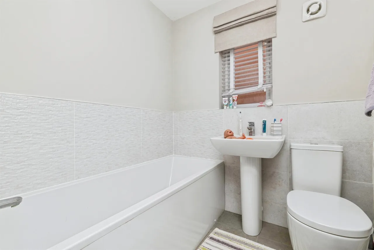 Stoney Wood Drive, Wynyard, Billingham, photo 12