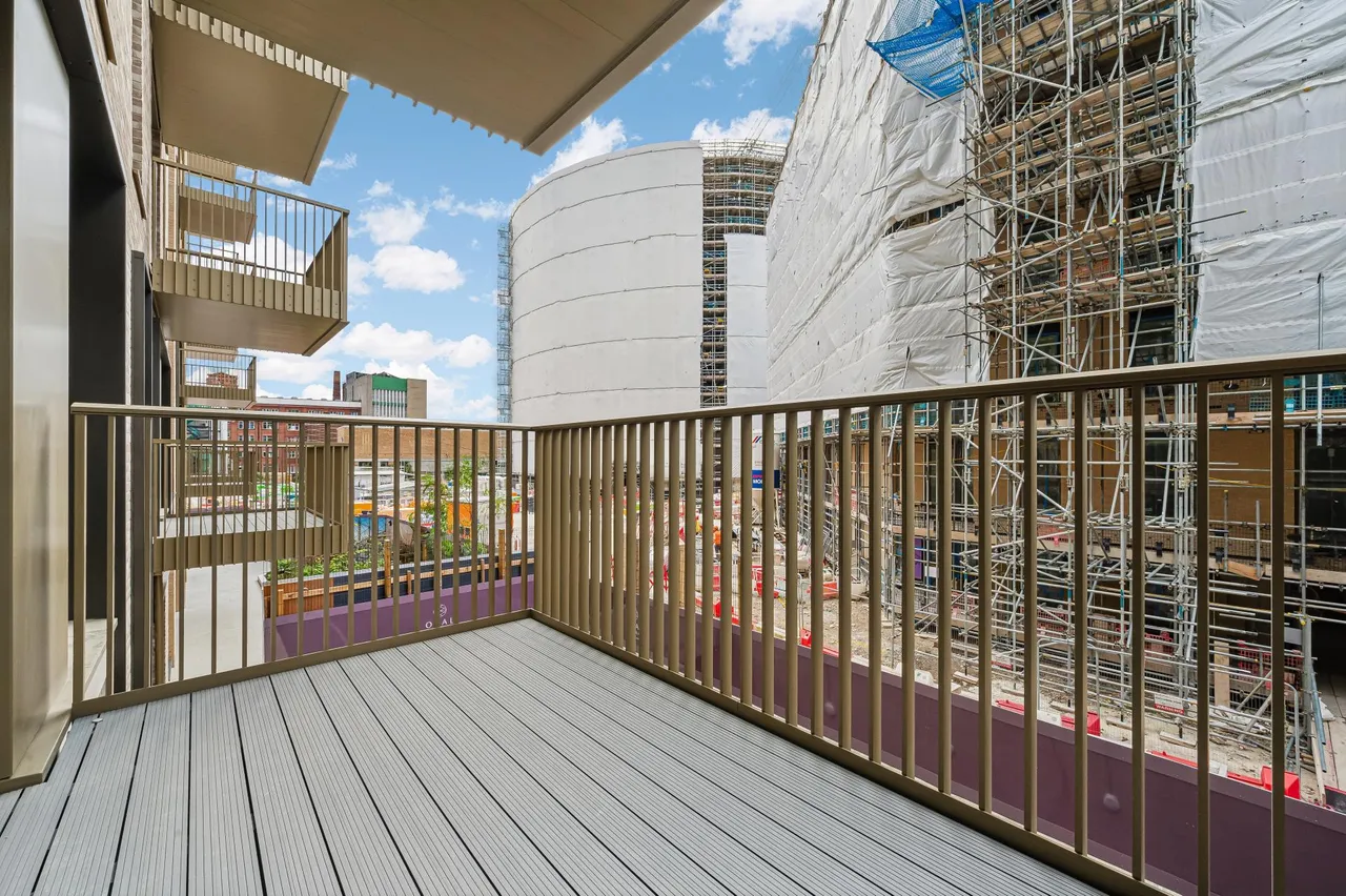 Gasholder, Oval Village, SE11, photo 5