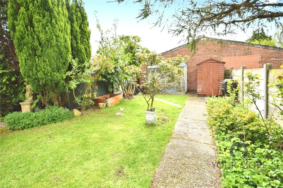 Poplar Avenue, Kirkby-in-Ashfield, NG17, photo 14