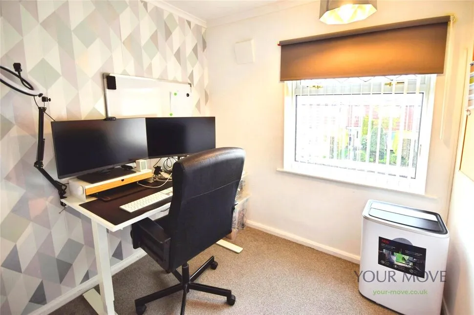 Poplar Avenue, Kirkby-in-Ashfield, NG17, photo 19