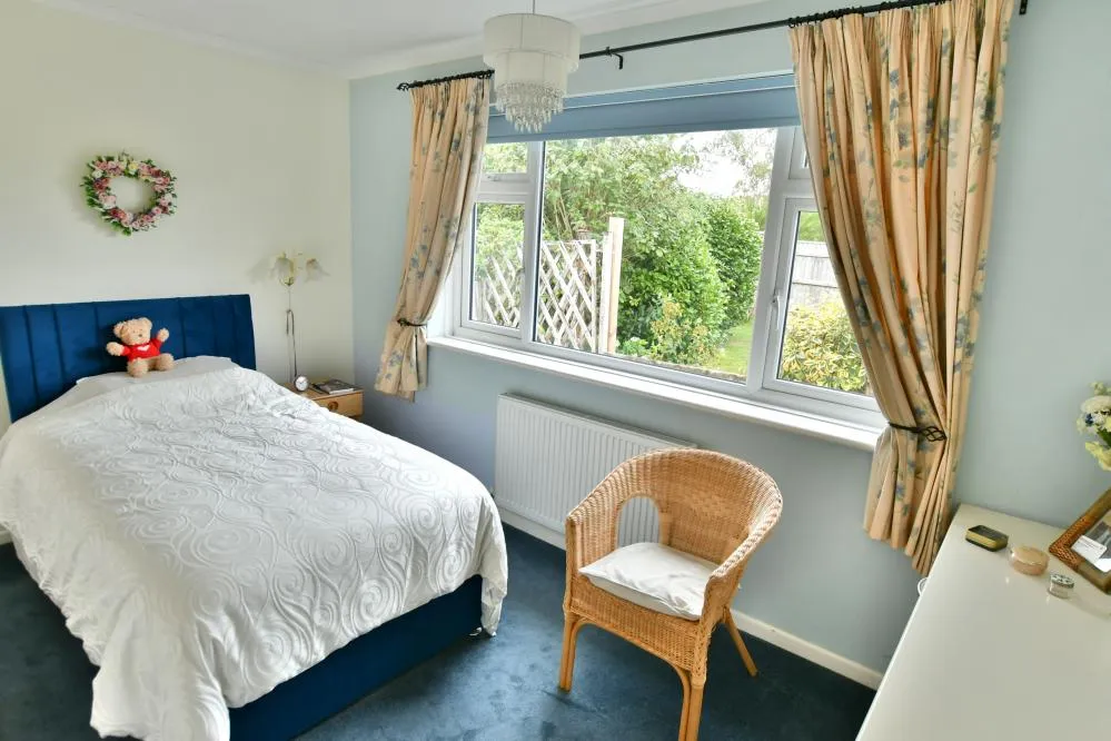 Foxcroft Drive, Colehill, BH21, photo 13