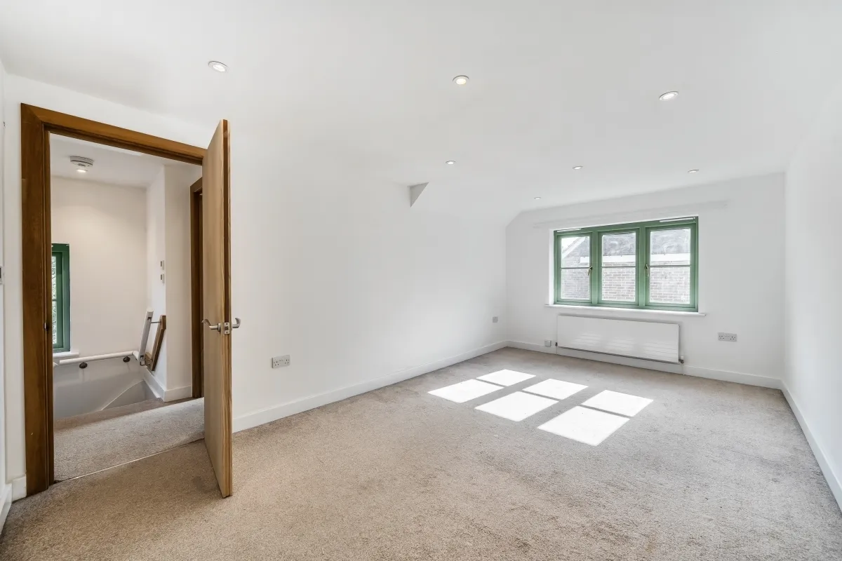 Cross Street, Winchester, SO23, photo 6