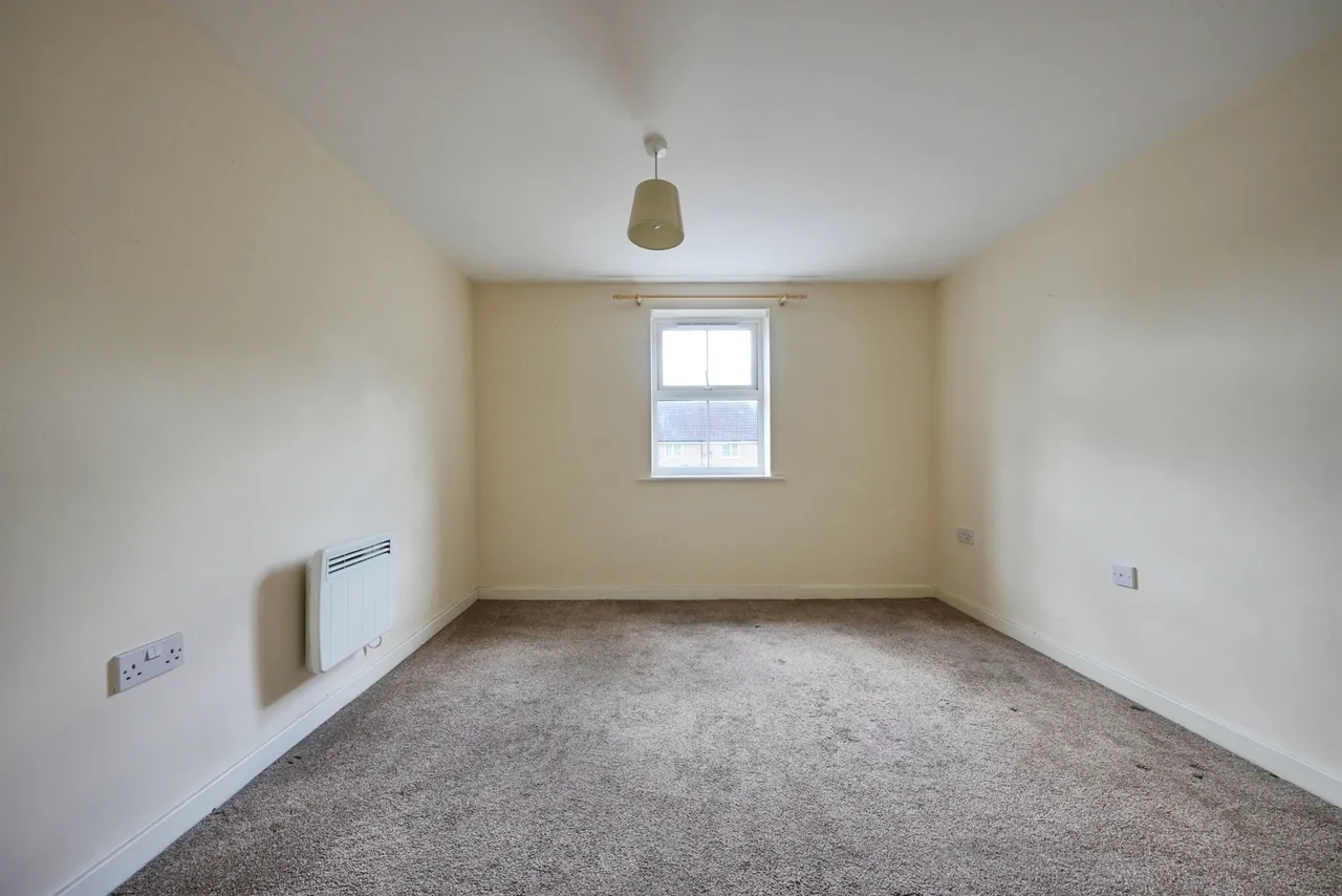 Grouse Road, Calne, SN11, photo 8