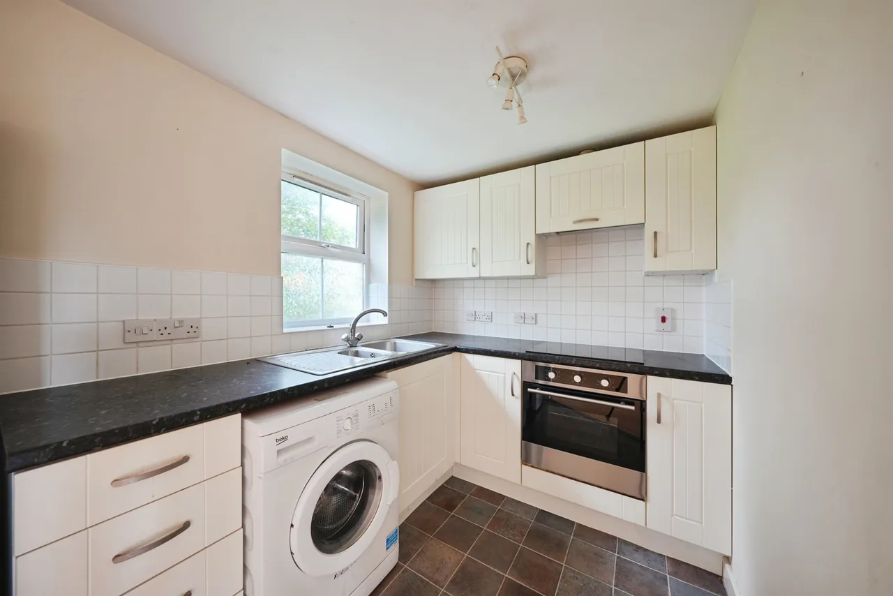 Grouse Road, Calne, SN11, photo 5