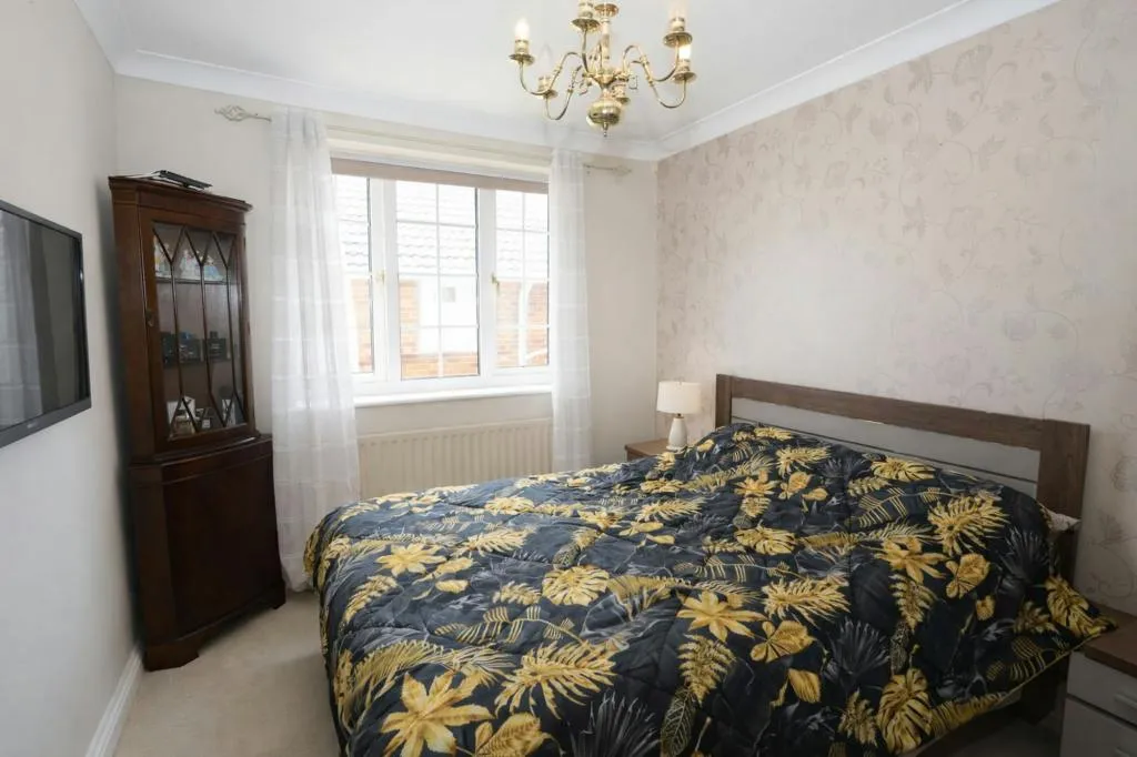 St. Brelades Avenue, Poole, BH12, photo 12