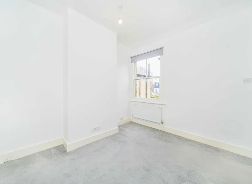 Westbank Road, Hampton Hill, TW12, photo 6
