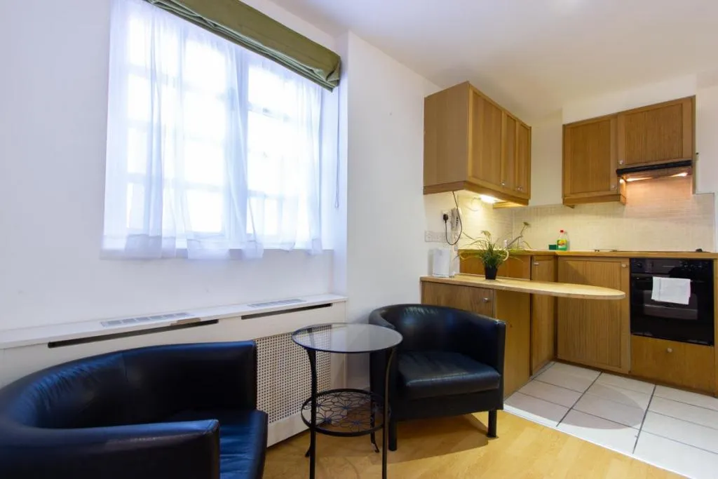 North Gower Street, NW1, photo 8