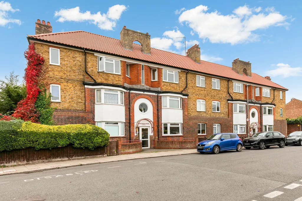 Brathway Road, London, SW18, photo 6