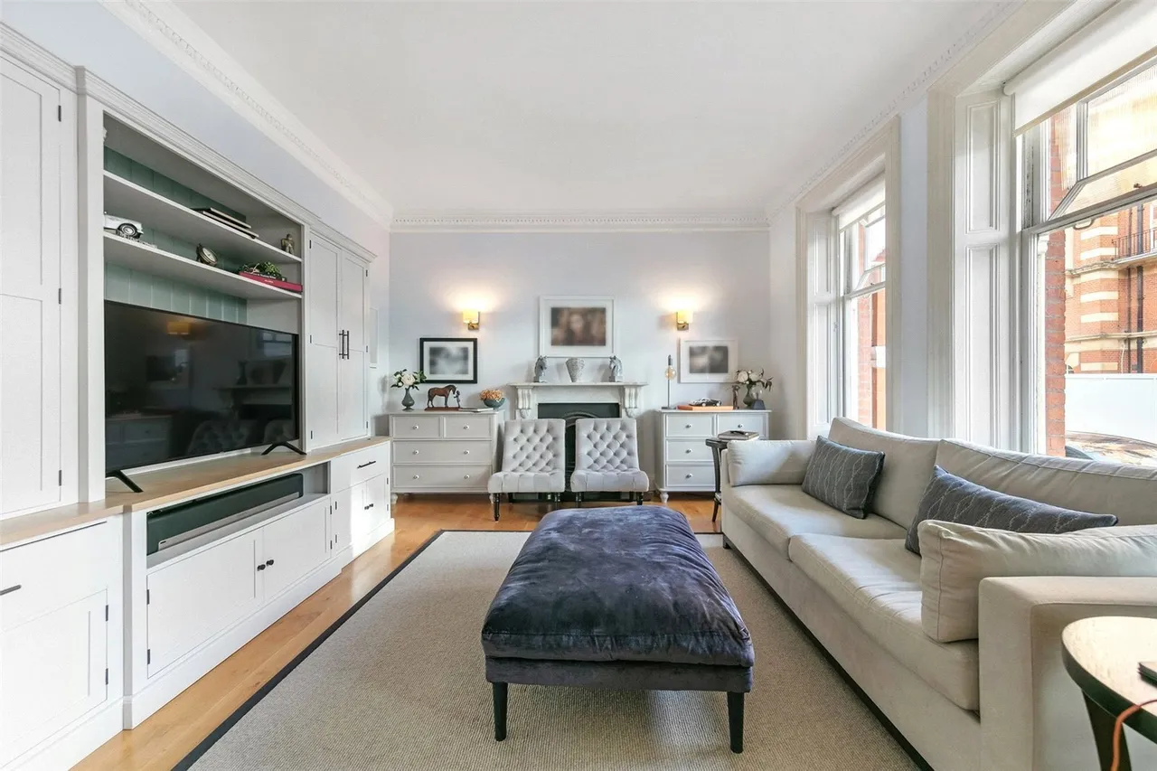 Wynnstay Gardens, Kensington, W8, photo 9
