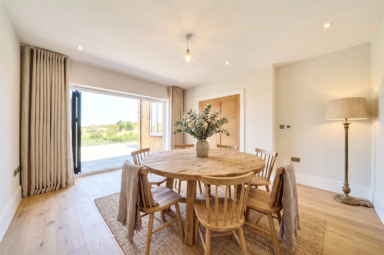 Latimer Place, Long Crendon, HP18, photo 3