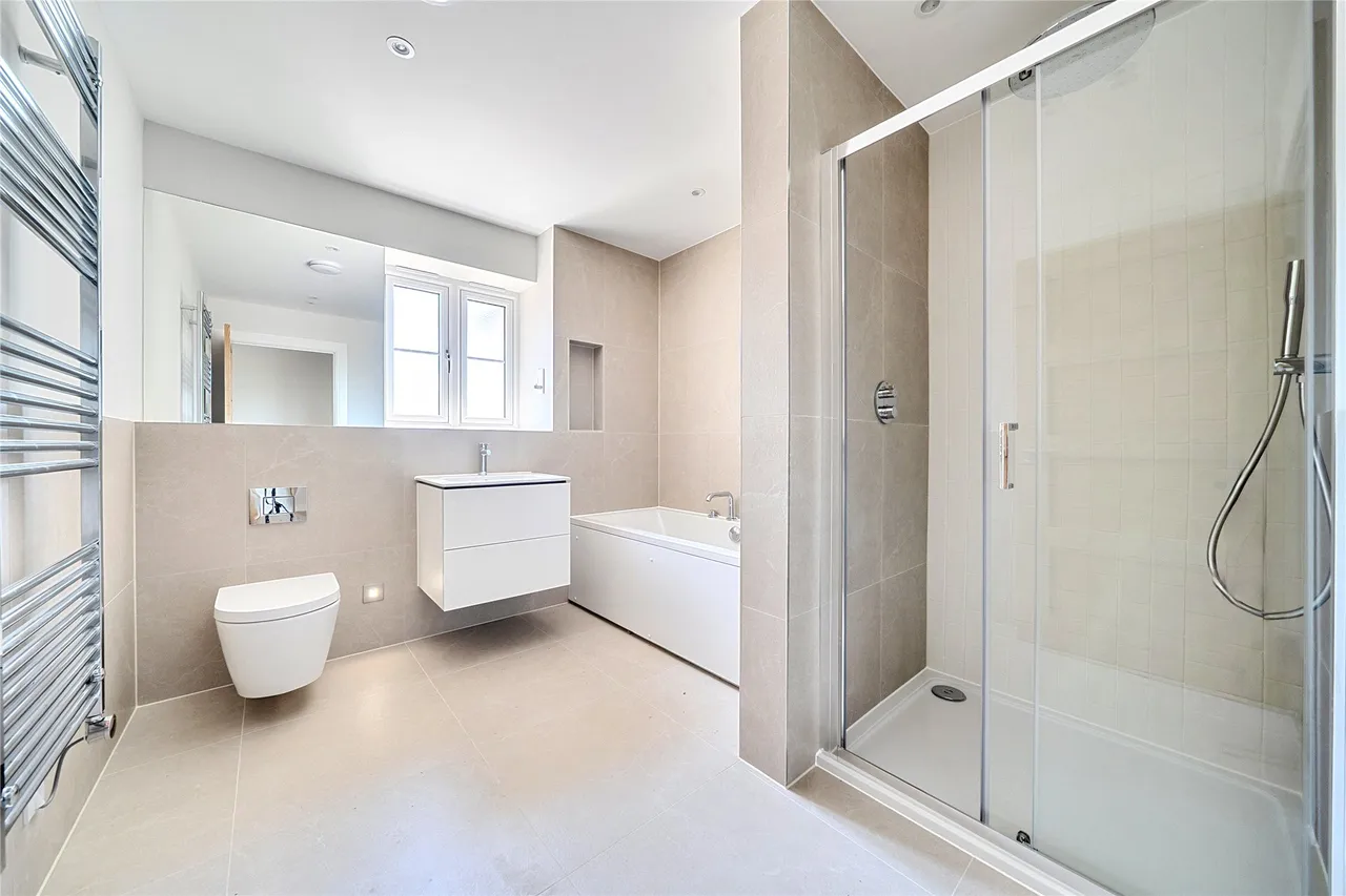 Latimer Place, Long Crendon, HP18, photo 15