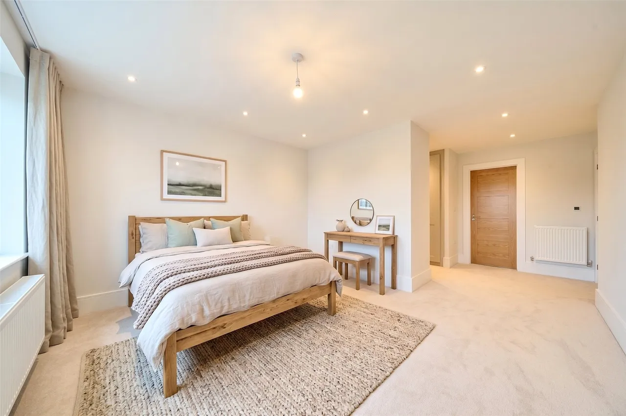 Latimer Place, Long Crendon, HP18, photo 9