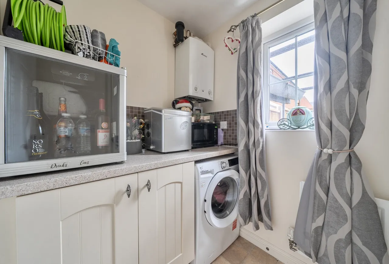 Melrose Walk, Tewkesbury, GL20 5FW, photo 5