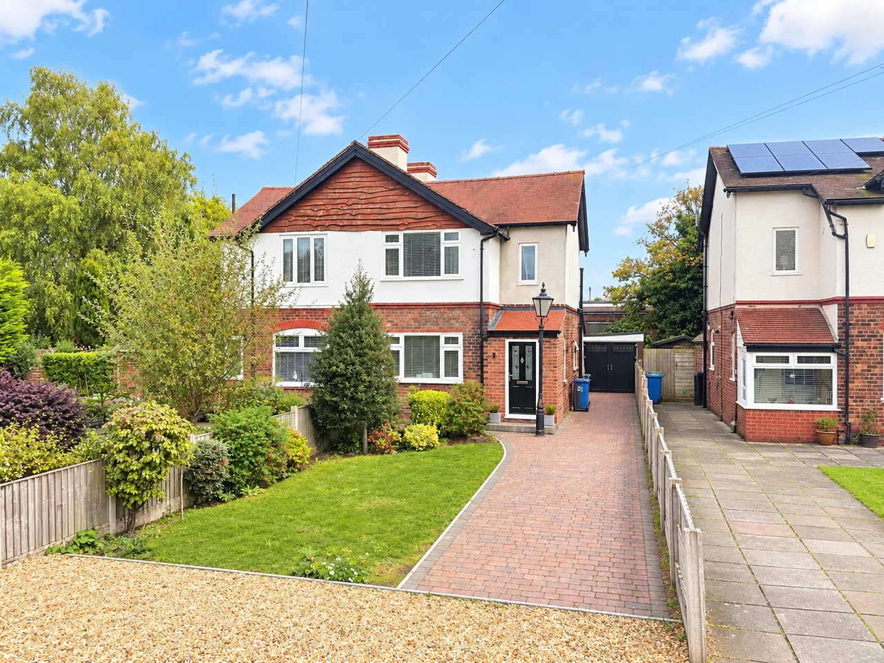 2 bed flat to rent, Station Road, Warrington, WA5