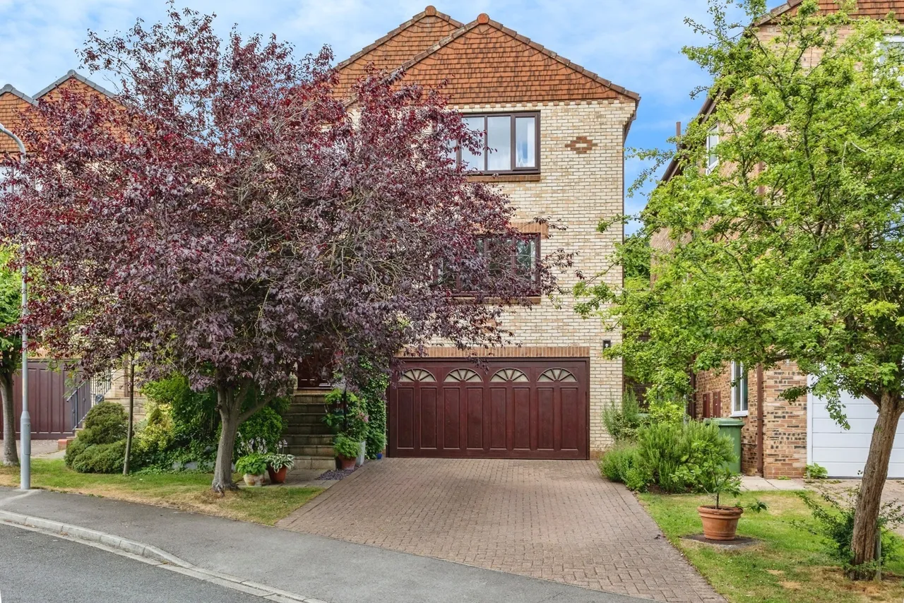 5 bed house for sale — Greens Valley Drive, Stockton-on-Tees, Durham, TS18