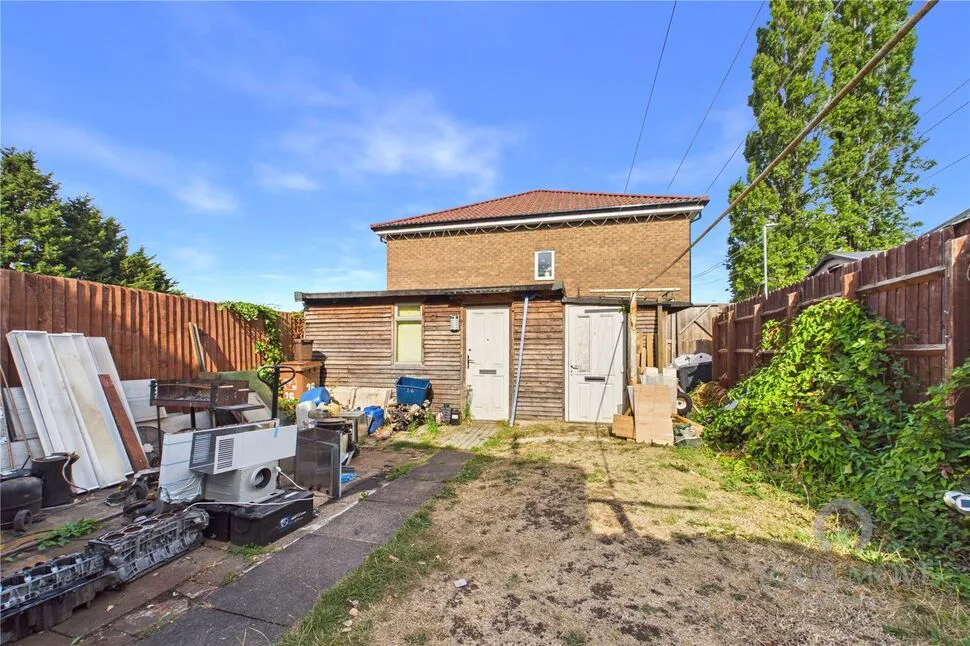 Merthyr Road, Northampton, Northamptonshire, NN5, photo 8