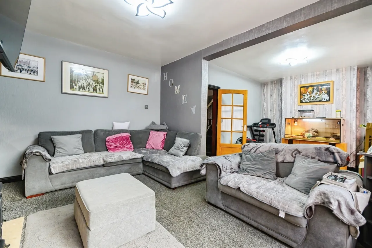 East Drive, Swinton, M27, photo 2