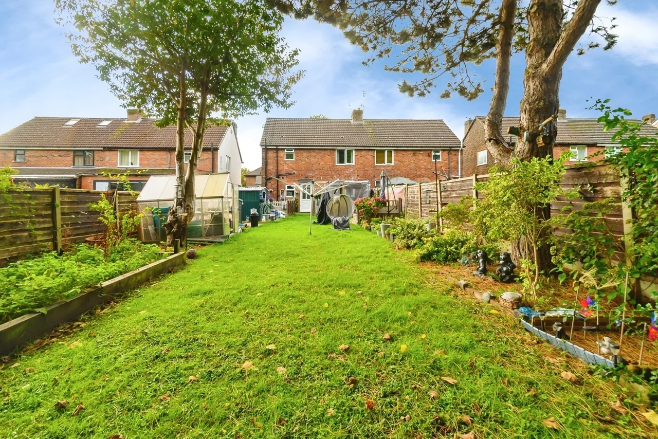 East Drive, Swinton, M27, photo 14