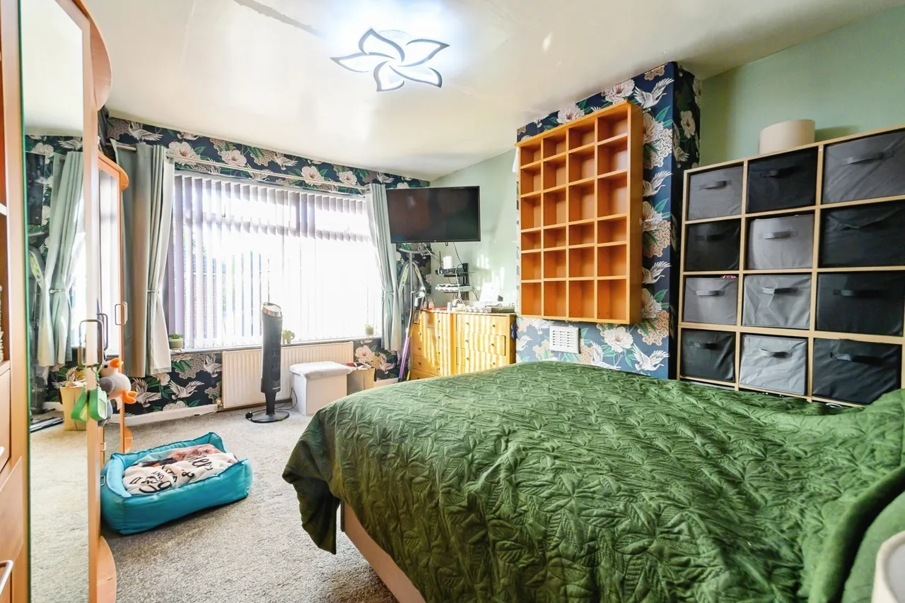 East Drive, Swinton, M27, photo 16