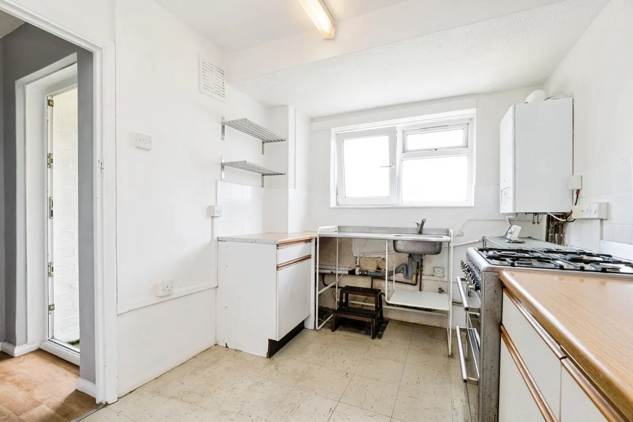Hedgemans Way, DAGENHAM, Essex, RM9, photo 10