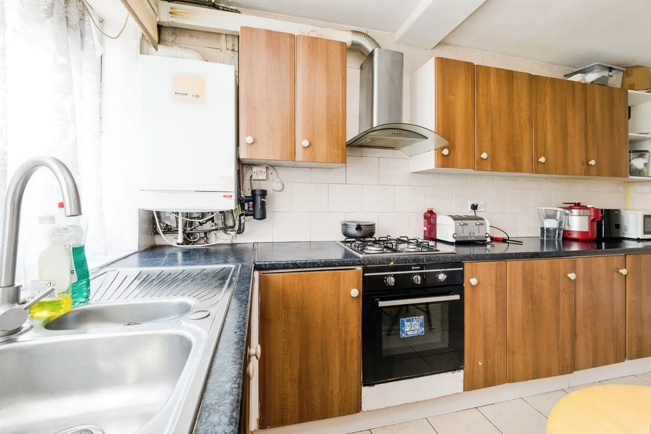 Jack Cornwell Street, Manor Park, E12, photo 7