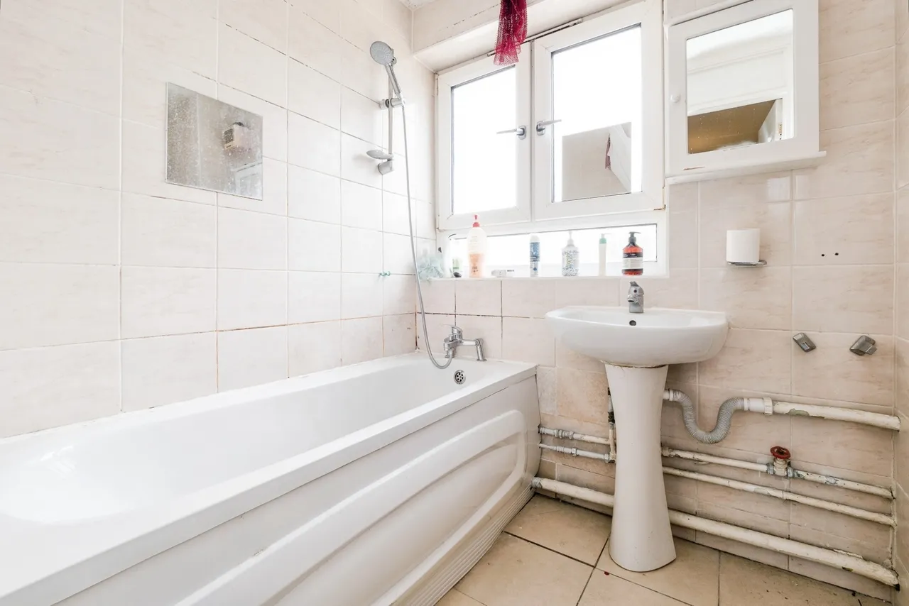 Jack Cornwell Street, Manor Park, E12, photo 16