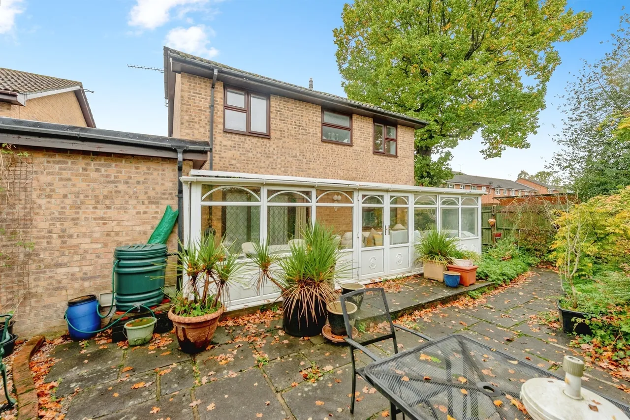 Horndean Close, Crawley, RH10, photo 18