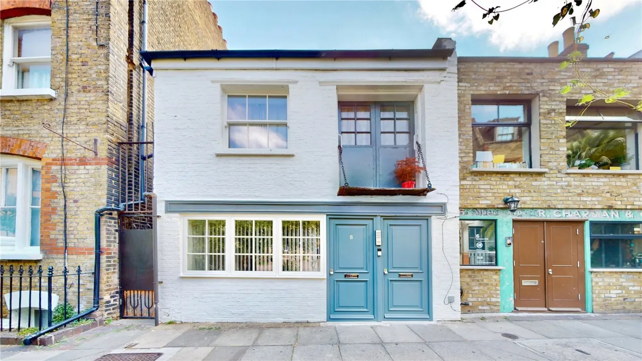 Sylvester Path, Hackney Central, E8, photo 12